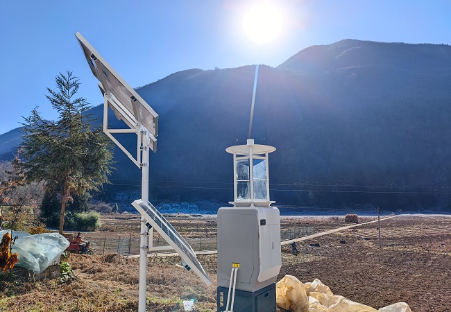 提高田间生产效率 - 虫情测报灯的应用